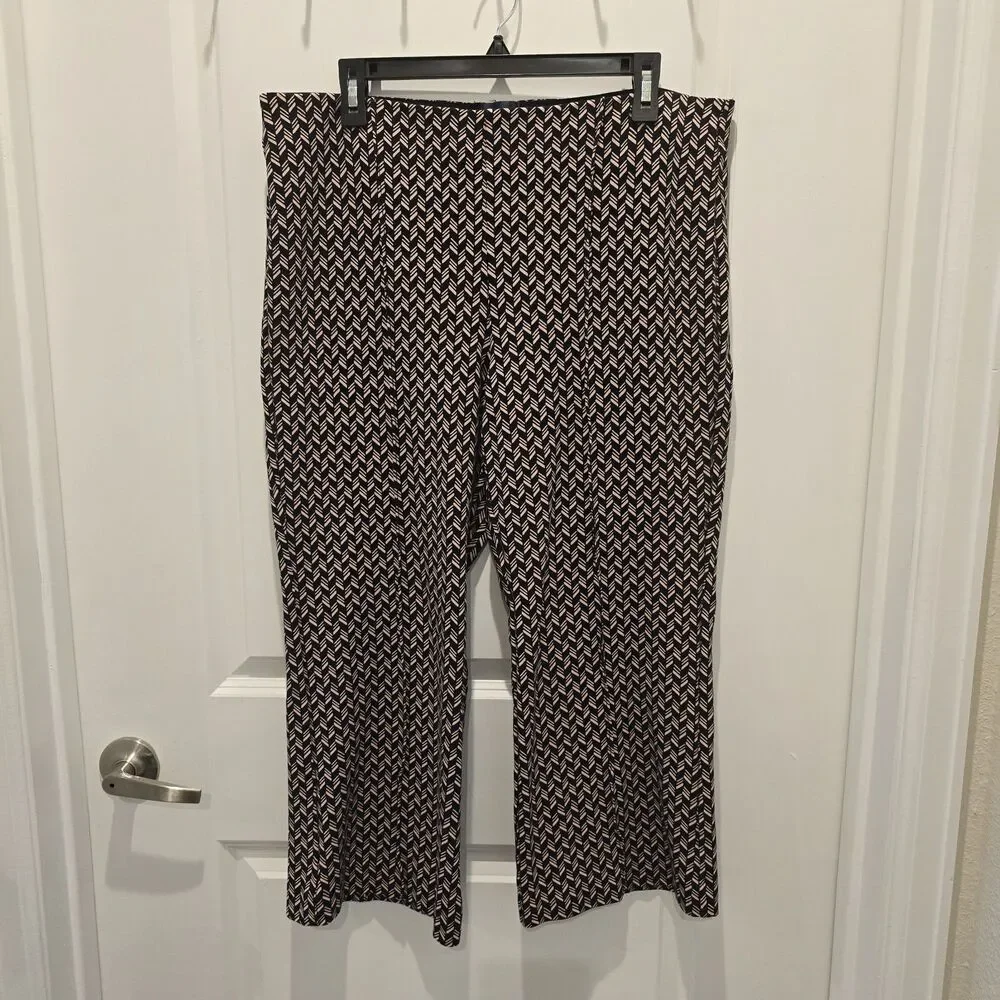 Maeve Black & Pink Geometric Cropped Pants